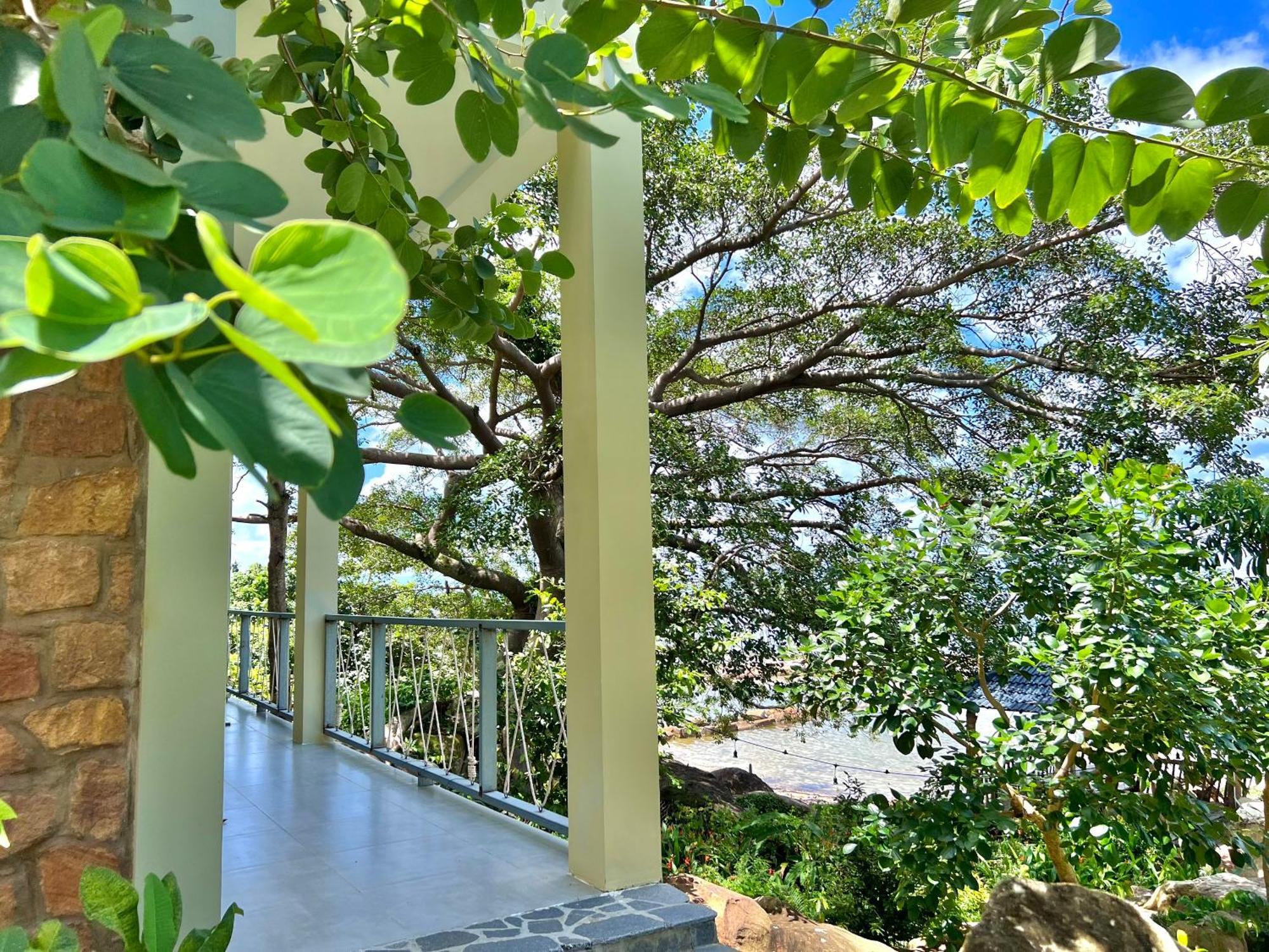 Voyage Phu Quoc Beach Resort 외부 사진