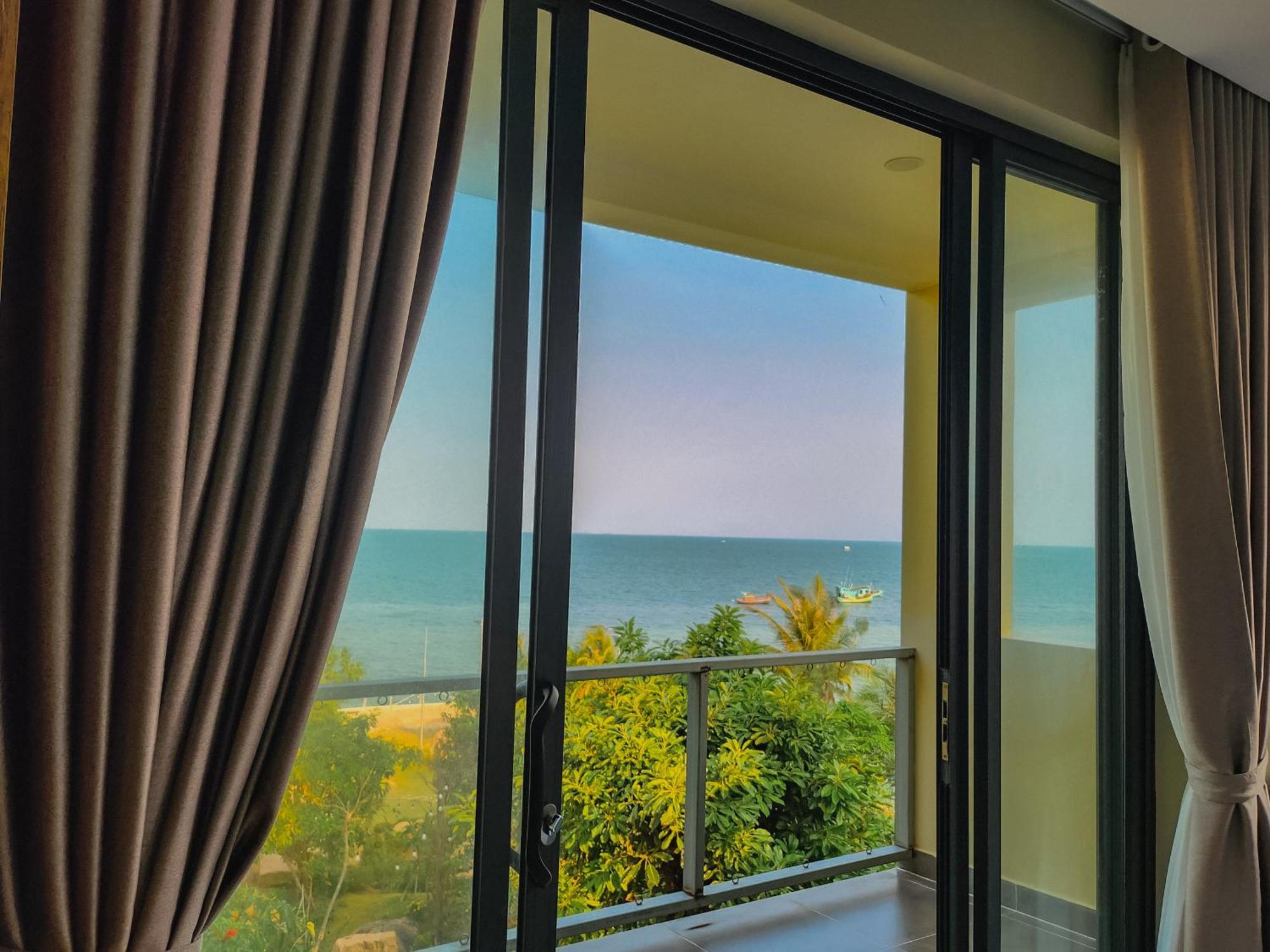 Voyage Phu Quoc Beach Resort 외부 사진